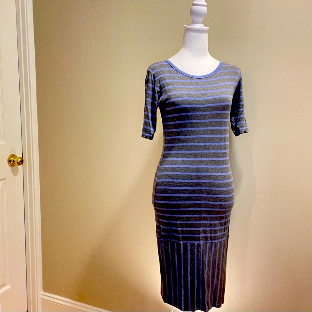 LuLaRoe Women’s Julia Dress Size S gorgeous heather grey and lavender striped